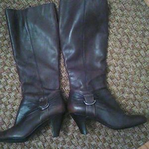 Naturalizer Chocolate Brown Boots